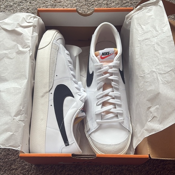 Nike Blazer Low 77 Vintage Sneakers - Picture 1 of 7